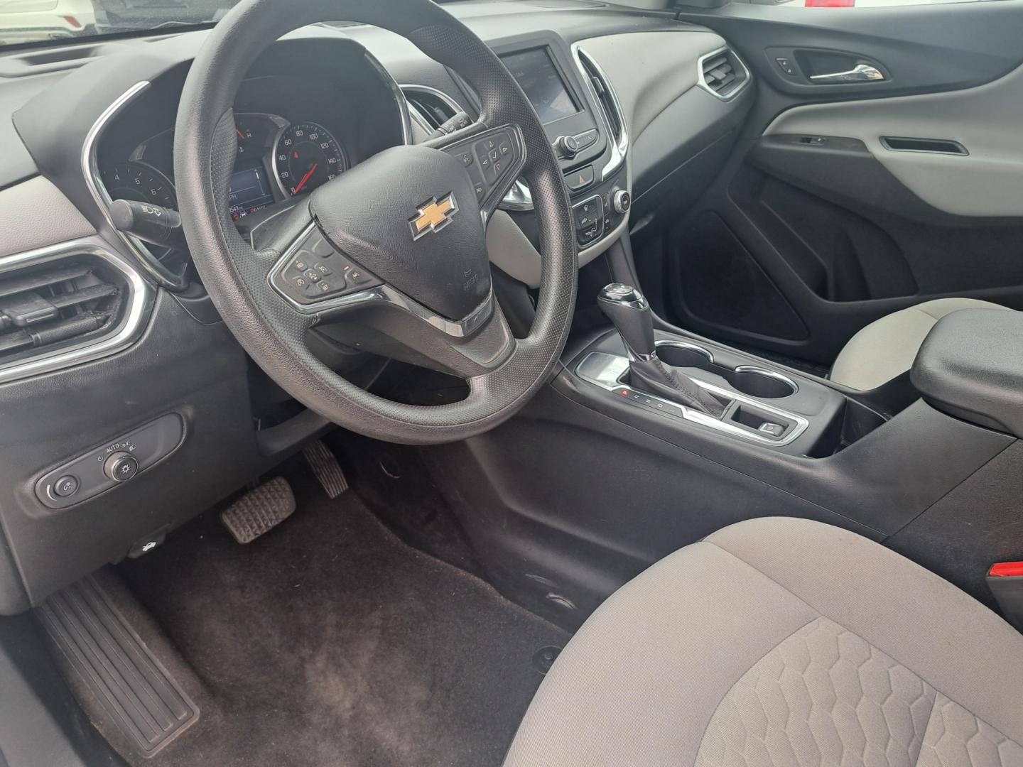 2020 White Chevrolet Equinox (2GNAXKEV4L6) , located at 1181 Aurora Rd, Melbourne, FL, 32935, (321) 241-1100, 28.132914, -80.639175 - Photo#4